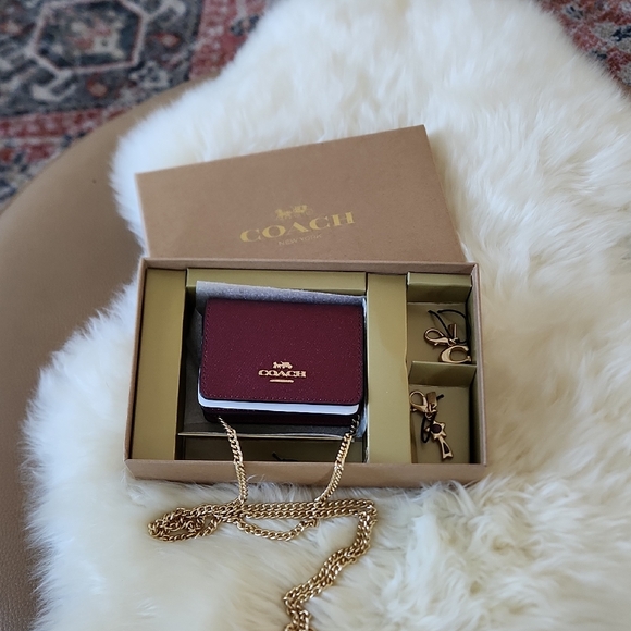 Gorgeous NWT IOB Coach Black Cherry Mini Wallet With Chain & Charms 🖤🍒❤️🎁🥂🌙 - Picture 1 of 14